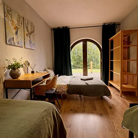 Cinalkowa 6, Na Gorze Zar דירה