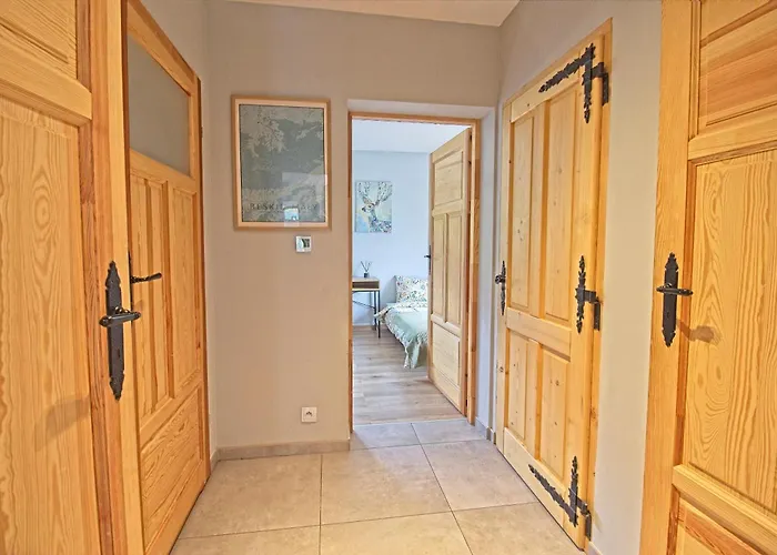 Cinalkowa 6, Na Gorze Zar