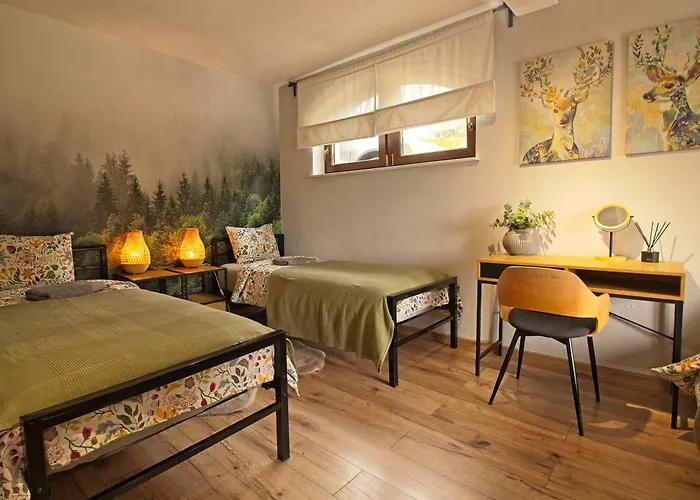 Cinalkowa 6, Na Gorze Zar מידז'יברודז'י ז'יוויקי