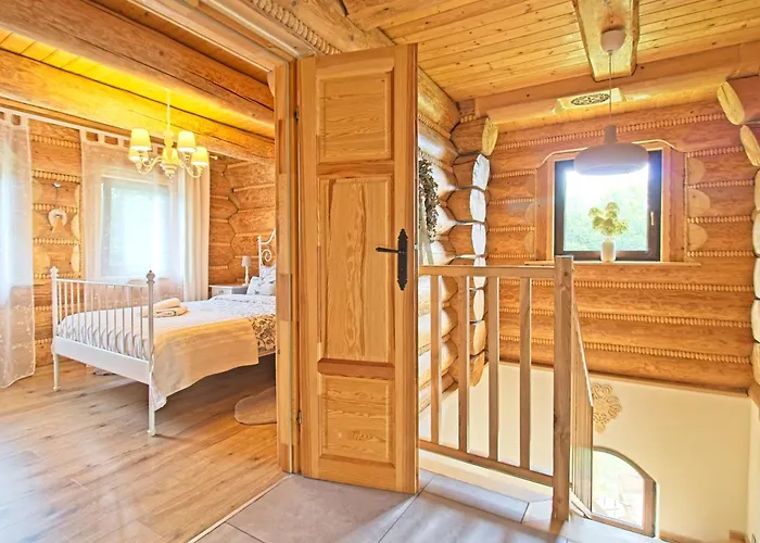 Cinalkowa 6, Na Gorze Zar * מידז'יברודז'י ז'יוויקי